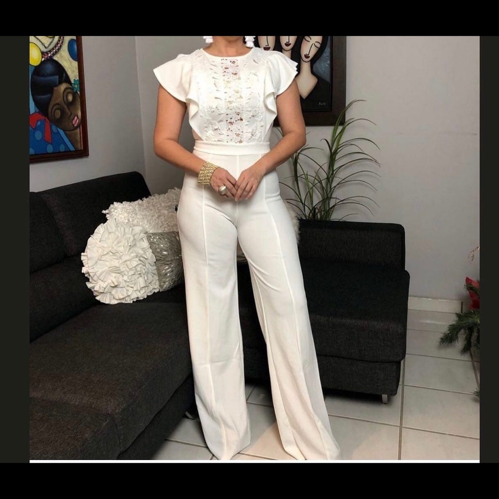 Beautiful jumpsuit never used